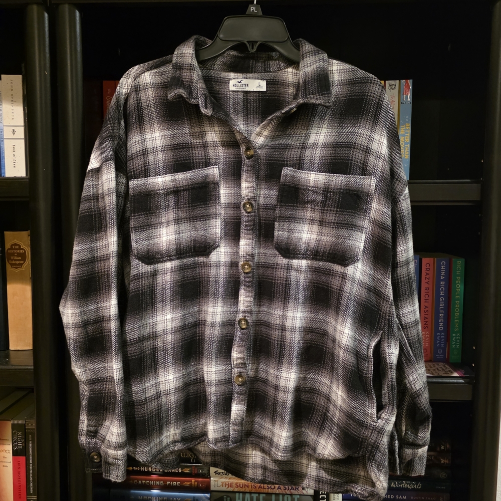 Hollister Gray and Black Plaid Flannel Shirt Shacket